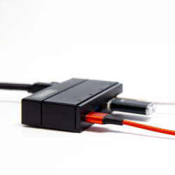 Unitek Y-HB03001 czarny hub USB do 4x USB3.0 z funkcją ładowania + zasilacz